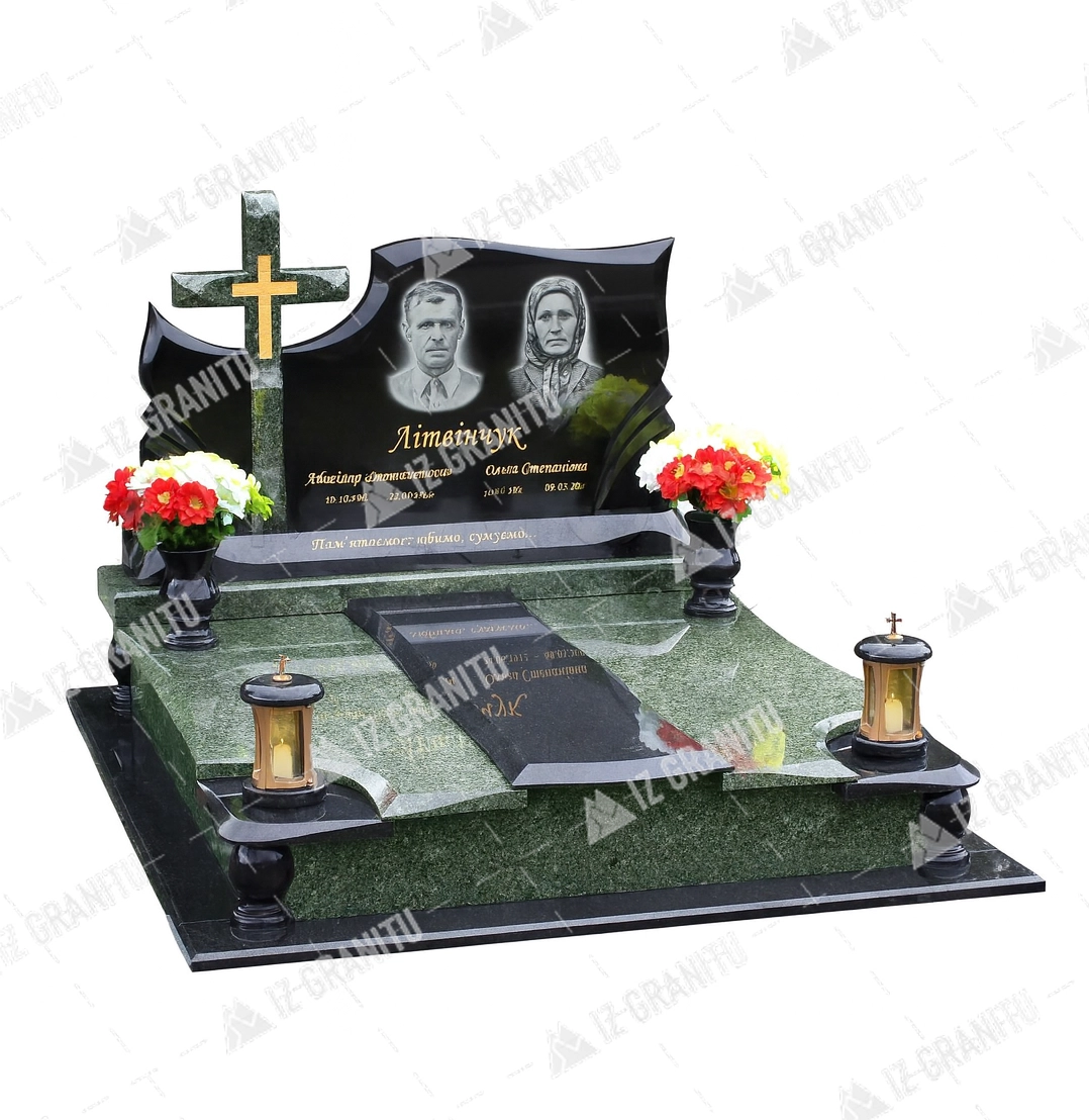 Подвійний пам'ятник 40